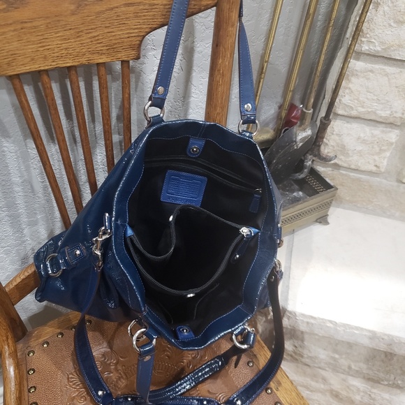 Handbag - Picture 5 of 8